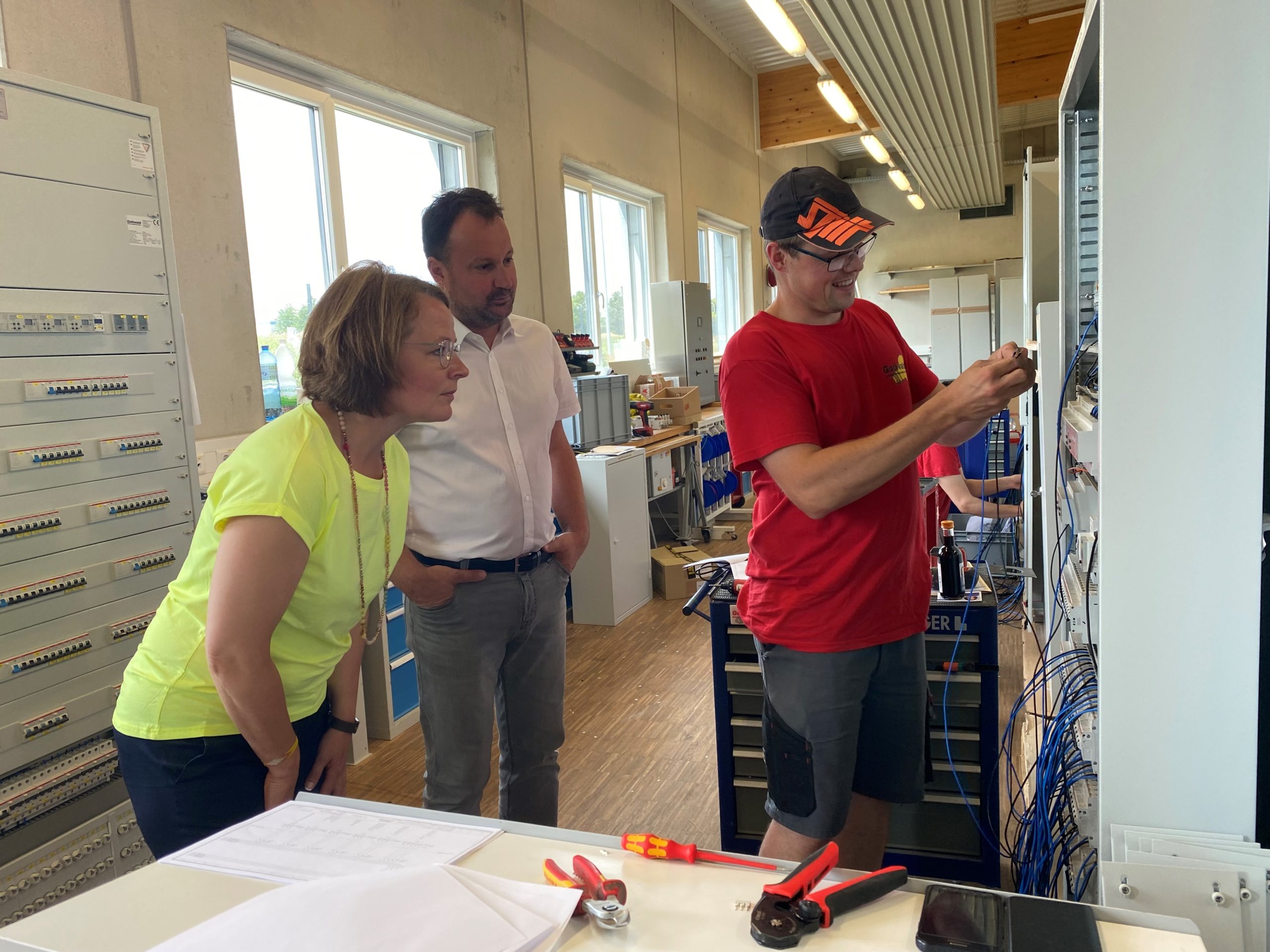 NÖAAB Landesobfrau Christiane Teschl-Hofmeister auf ihrer Sommertour im Bezirk Melk